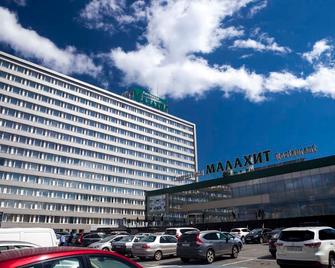 Congress Hotel Malakhit - Chelyabinsk - Building