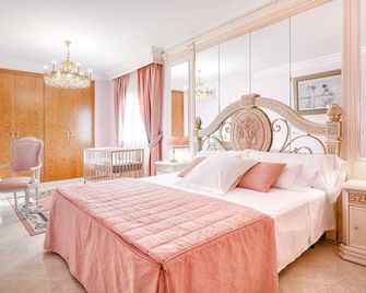 Villa Chabela En Bahía Grande Zona Residencial - S'Arenal - Bedroom