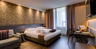 Best Western Plus Hotel Farnese - Parma - Sypialnia