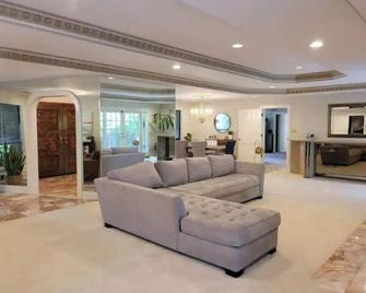 Luxury 3Level 6Bedroom Villa Nature Reserve Views - Alachua - Sala de estar