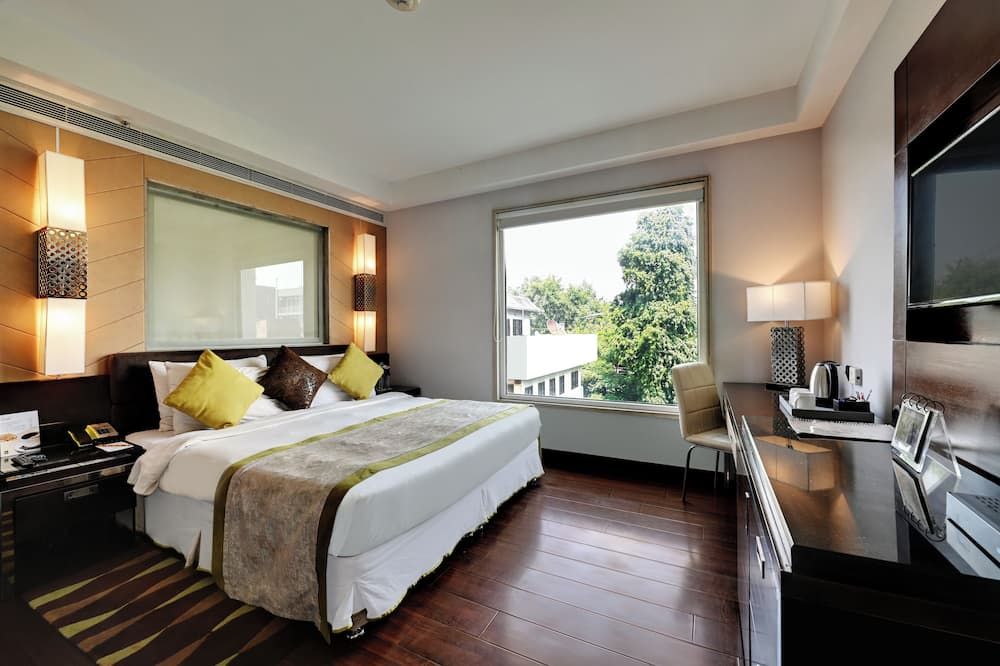 Quality Inn Gurgaon thumbnail 3