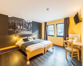 Hotel Val de Poix - Saint-Hubert - Schlafzimmer