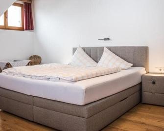 Wohlfühlgasthof Friedlwirt - Unken - Bedroom