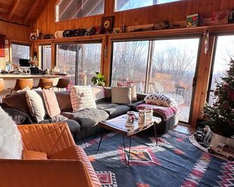 Catskill Chalet Hideaway - Stamford - Sala de estar
