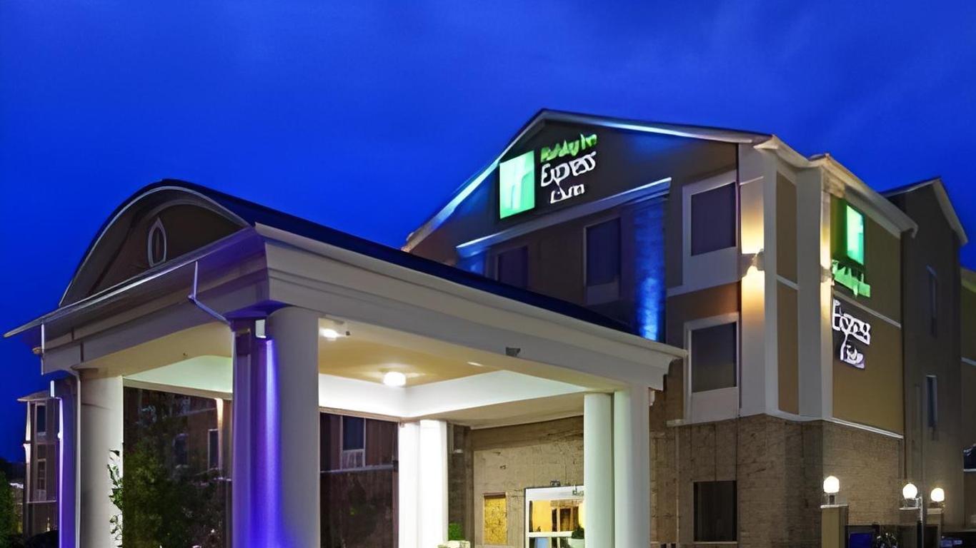 Holiday Inn Express & Suites Houston East - Baytown