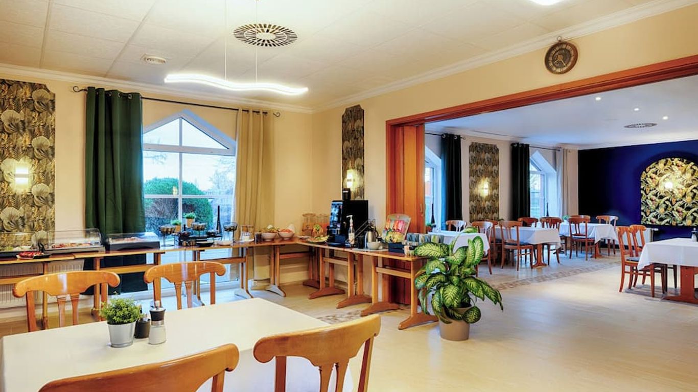 هوتل أبفيبلوتي