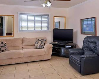 Capital O Route 66 Country Inn Vega Tx - Vega - Sala de estar