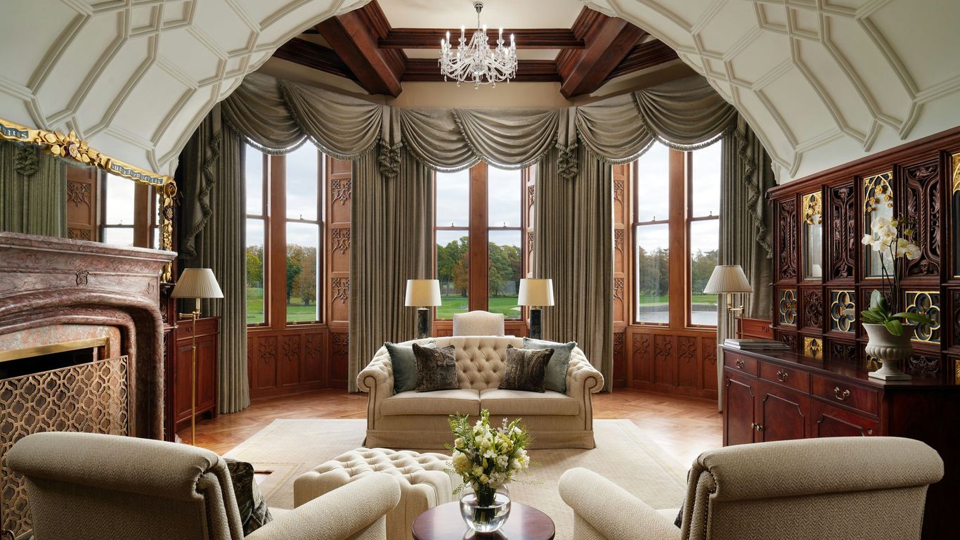 أداري مانور