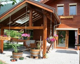 Chambre D'hôtes 'Les Crets' - Mercury - Patio