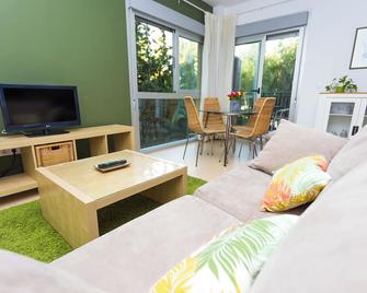 Apartamentos El Palmeral de Madaria - Alicante - Living room