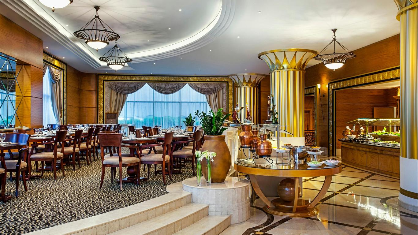 Corniche Hotel Abu Dhabi