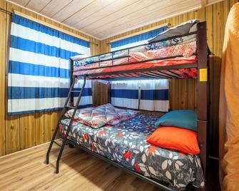 Breezy Blue Hideaway - Simcoe - Bedroom