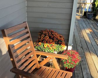 Adorable Cozy Oc Bungalow, Oregon City - Oregon City - Balcony