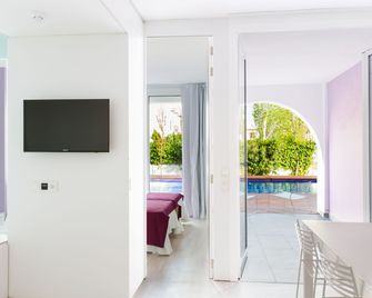 Ebano Hotel Apartments & Spa - Ibiza