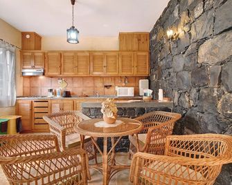 Casa Catarina - Santo Antonio da Serra - Kitchen