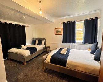 High Trees Guest House Gatwick - הורלי - חדר שינה