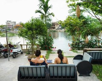 Hue Riverside Villa - Hue