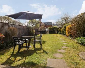 Poppy Cottage - Blandford Forum - Patio