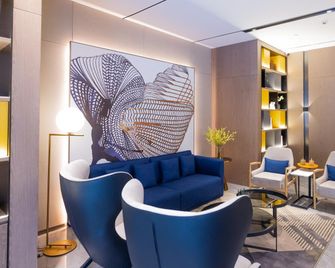 Echarm Hotel (Huangshigang Wanda Plaza) - Huangshi - Lounge