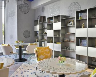 Mövenpick Hotel and Apartments Ghala Muscat - מוסקט - מסעדה