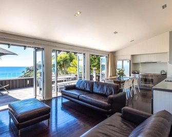 Black Bach - Stay Waiheke - Onetangi