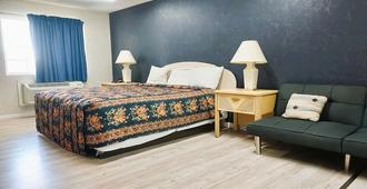 Studio Inn and Suites - Galloway - Bedroom