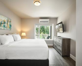 Solo Suites - Victoria - Bedroom