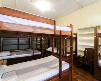 Kamuning Hostel - Manila - Habitación
