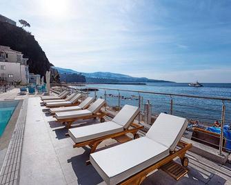 Mar Hotel Alimuri - Meta - Balcone