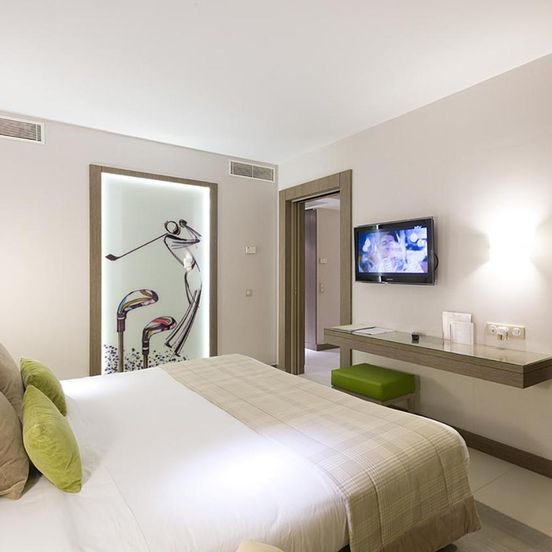 Golf Royal Hotel image 1