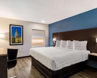 Quality Inn South Bend near Notre Dame - South Bend - Bedroom
