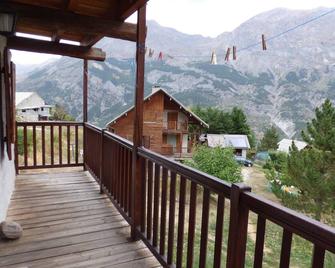 3-bedroom apartment, 75 m 2, Parc des Ecrins - Vallouise-Pelvoux - Balcony