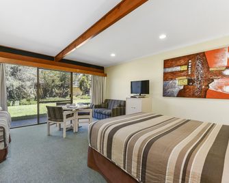Sundowner William MacIntosh Motor Lodge - Naracoorte - Bedroom