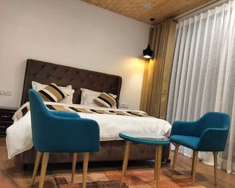 Morni Hills Retreat & Heaven - Panchkula - Ložnice