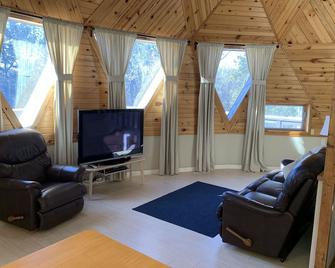 Dome Sweet Dome - Fully Furnished Home - Afton - Sala de estar