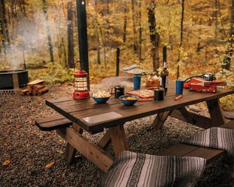 Postcard Cabins Eastern Catskills, Outdoor Collection by Marriott Bonvoy - Catskill - Restaurant