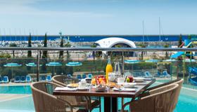Radisson Blu Resort & Congress Centre, Sochi - Sotschi - Balkon