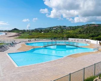 Studio COZY SXM a stone's throw from the beach - Baie-Orientale - Bazén