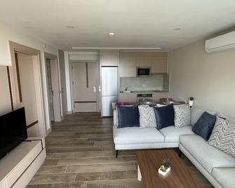 Green Garden City Luxury Apartments - Alanya - Ruang tamu