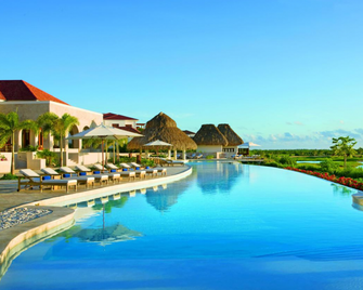 Xeliter Golden Bear Lodge, Cap Cana - Punta Cana - Uima-allas