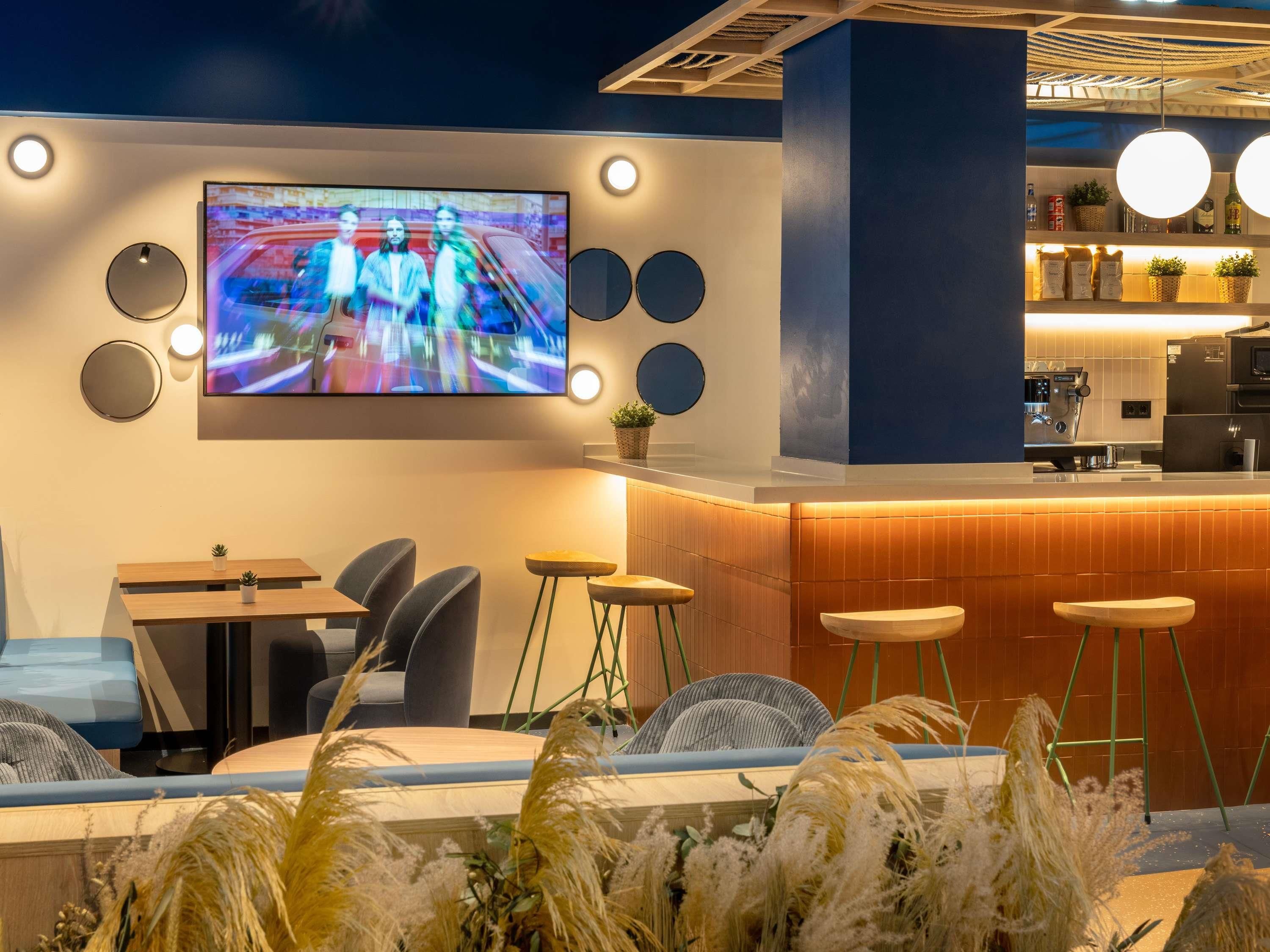 ibis Styles Zaragoza Centro thumbnail 3
