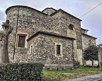 Cà Dal Lusciàt - Umbrella House / Cir 10301300003 - Massino Visconti - Будівля