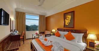 Baljees Regency - Shimla - Kamar Tidur