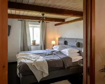 Rubensholm Bed & Breakfast - Brösarp
