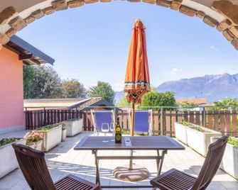 Studio Residenza Agrifoglio-2 by Interhome - Luino - Balkon