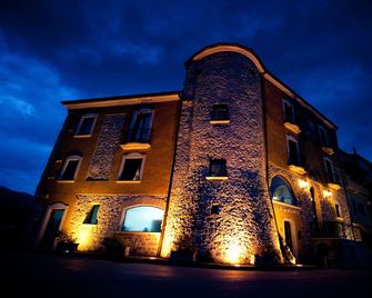 Hotel Villa Torre Antica - Atena Lucana - Edificio