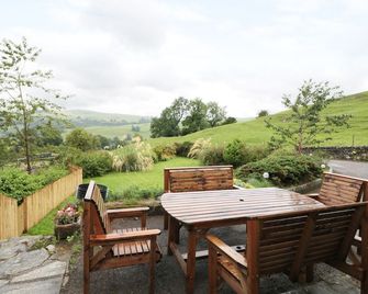 Paddock House, Ashbourne - Ashbourne - Patio