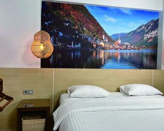 Fastrooms Bekasi - Bekasi - Bedroom