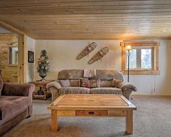 Cute Grand Lake Cabin - Grand Lake - Вітальня