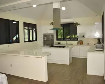 Private Family Country Home in Usulutan, El Salvador - Usulután - Cocina
